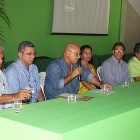 Dr. Cícero Augusto, Dr. Marcio Paiva e demais autoridades dão início ao evento.t